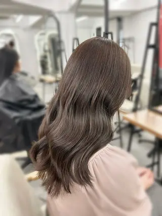 ロング カラー HARUKA 🤍のヘアスタイル