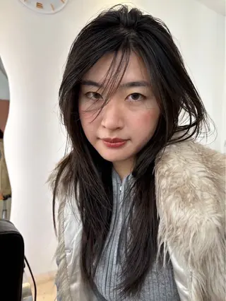 ロング レイヤーカット 西宮北口/みなみのヘアスタイル