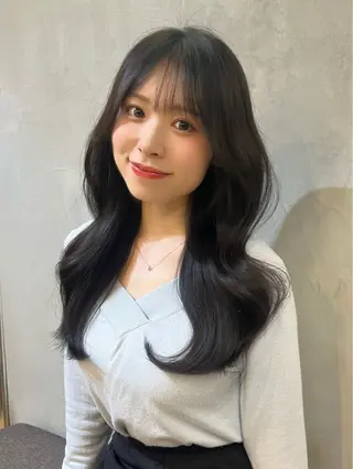 ロング YUI / LbyHOMEのヘアスタイル