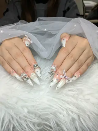 ネイル Queen Nail 　クイーンネイルのネイルデザイン