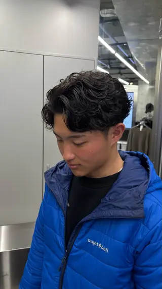 パーマ RETOUCH by fifth メンズサロン【レタッチ バイ フィフス】所属・fifth原宿 A:Ri🧸のヘアスタイル
