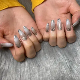 ネイル y's　beauty 京橋店のネイルデザイン