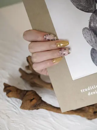 ネイル セキグチ guttinailのネイルデザイン