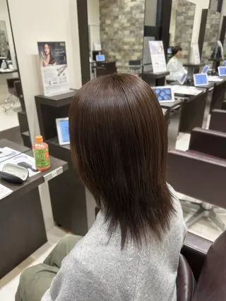 ミディアム tomoe 🫧透明感カラーのヘアスタイル