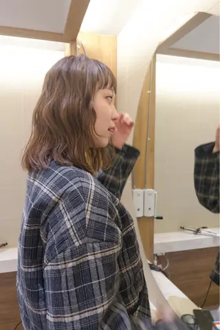 ミディアム カラー yiye   神宮前所属・manami /暖色 /カットモデル募集のヘアスタイル