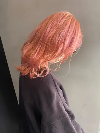 セミロング カラー ヘアアレンジ SHACHU渋谷神南店所属・SHACHU ayamiのヘアスタイル