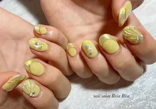 ショート ネイル ネイルスタジオ シェイクユアハンズのネイルデザイン