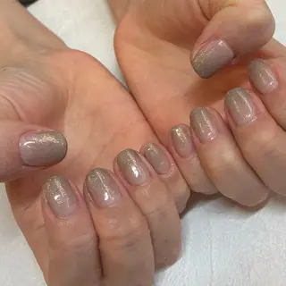 ネイル ジェヌインネイル 間宮のネイルデザイン