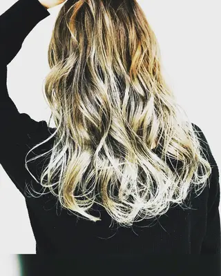 セミロング カラー メンズヘア特化 崎田 成人のヘアスタイル