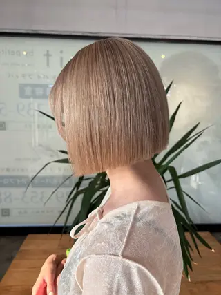 ショート 🧋ミルクティーカラ ー🧋特化小林拓登のヘアスタイル
