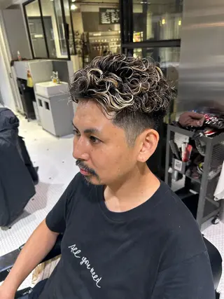 ショート FRANK’S BARBE(E)R THE STAND.所属・飯田橋メンズカット 高橋琴音のヘアスタイル