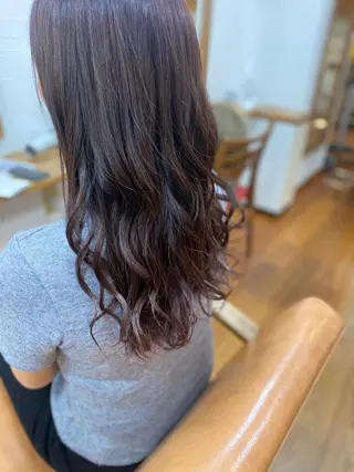 カラー 安澤 彩奈のヘアスタイル