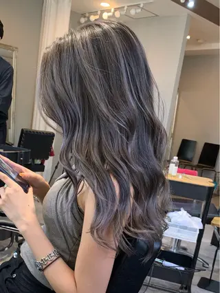ロング カラー AMI Hair Supply所属・秋好佑介センター街 韓国風カラー/カットのヘアスタイル