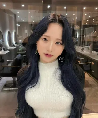 ロング 韓国ヘア🩶侑矢 艶髪透明感/福岡のヘアスタイル