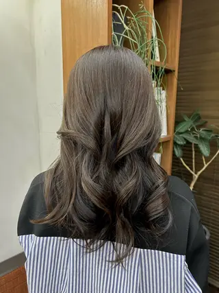 ロング カラー bAteAu所属・💎透明感カラー💎 bAteAu あまねのヘアスタイル