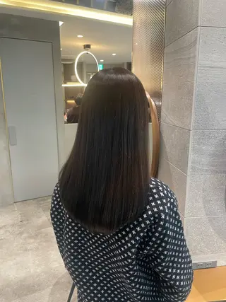 ミディアム カラー Toiro 新宿所属・新宿/新宿三丁目 yuinaのヘアスタイル