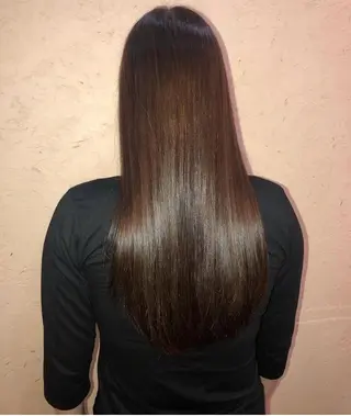 ロング カラー terra🌈大久保 睦美のヘアスタイル