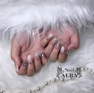 ネイル 石王 美羽のネイルデザイン