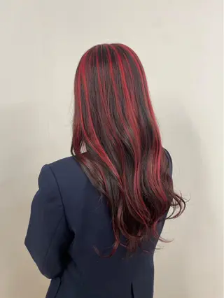 ロング カラー ミウラ サクラコのヘアスタイル