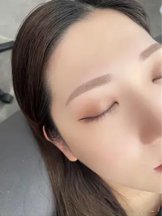 アイブロウ 松崎 有紗のマツエク・マツパデザイン