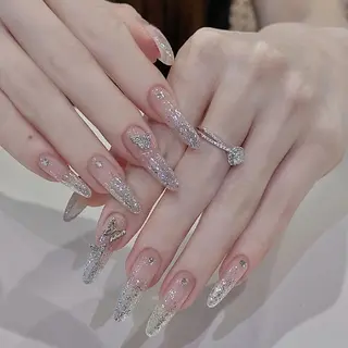 ネイル B&B  Nail のネイルデザイン