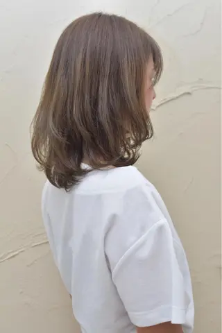 ミディアム カラー Ichimura yurieのヘアスタイル