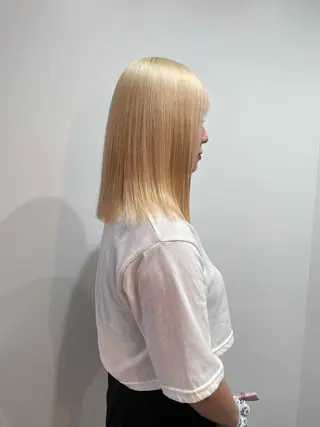 ミディアム カラー laff 新宿所属・ボブ/ケアパーマ/ レイヤー/縮毛矯正のヘアスタイル