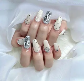 ネイル Sii nail 🤍SAKIのネイルデザイン