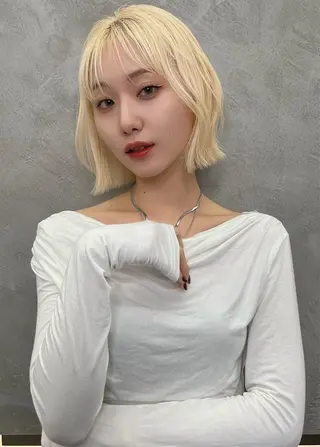 ショート 【韓国/レイヤー/ カラー】新井 望乃果のヘアスタイル