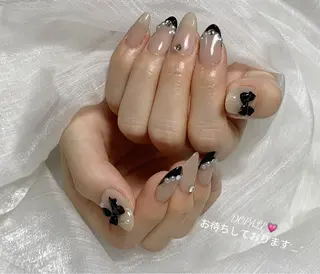 ネイル U·Mi nail salon所属・U·Mi 上野御徒町容のネイルデザイン