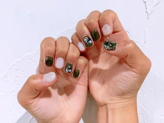 ネイル THECOLORS所属・近貞 莉奈のネイルデザイン