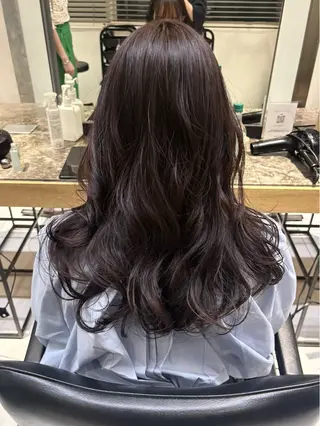 ロング パーマ レイヤー🍑透明感 カラー🤎AKARIのヘアスタイル