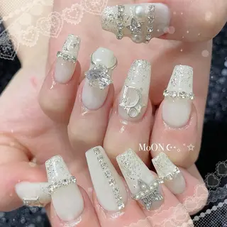 ネイル MoON...❤︎ MeGuのネイルデザイン