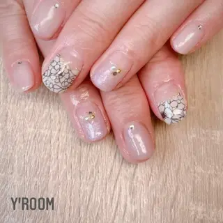 ネイル YUKA （ネイリスト）のネイルデザイン