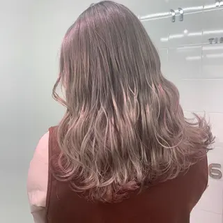 セミロング カラー 韓国🤍ワンホンヘア みかん🇨🇳のヘアスタイル