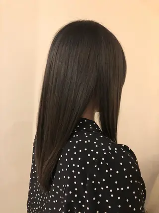 ロング 鈴木 奈波のヘアスタイル