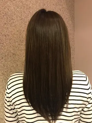 セミロング カラー ひろせ かなのヘアスタイル