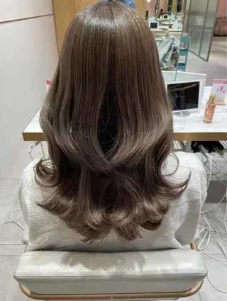 ロング レイヤーカット/ 顔まわり/アオイのヘアスタイル