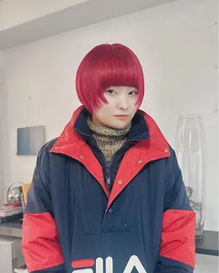 ショート カラー ☆RUO☆/レイヤー /ハイトーンのヘアスタイル