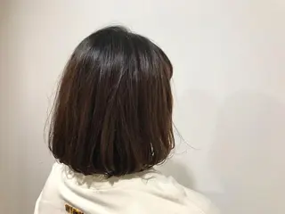 ミディアム 暖色カラー🍊 ボブ🌿顔周りcutのヘアスタイル