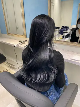 ロング THESALONS所属・🤍ブリーチカラー /寄田龍樹🤍のヘアスタイル