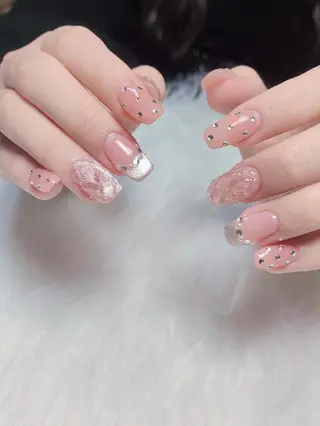 ネイル E·U·B ネイル所属・横浜市中区曙町 E·U·Bネイルのネイルデザイン