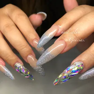 ネイル Gracias. rieのネイルデザイン