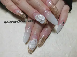 ロング ネイル ネイルサロン Cureのネイルデザイン