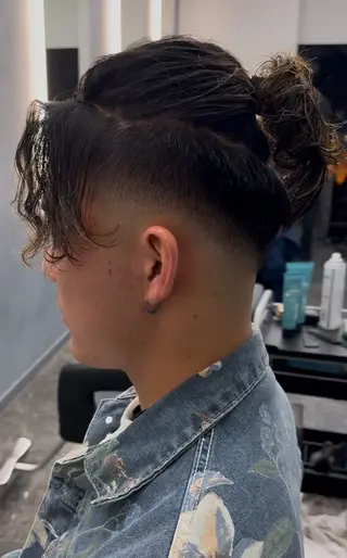 ショート メンズ 鈴木 陸のヘアスタイル