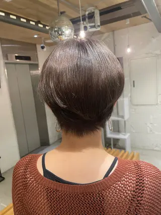 ショート カラー LUNTY NAMBA  難波駅前店所属・🇨🇳ハイトーン ワンホン🇰🇷ななのヘアスタイル