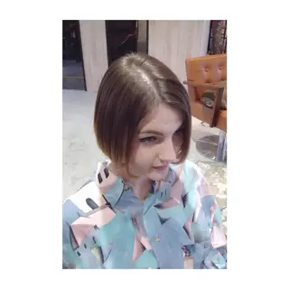 ショート ミディアム セミロング カラー アオガミ （前髪顔周りカット）のヘアスタイル