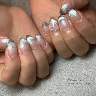 ネイル Blanc ブランのネイルデザイン