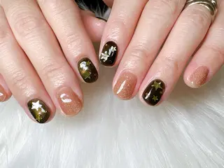 ネイル ECLAT エクラ所属・寺山 千鶴のネイルデザイン