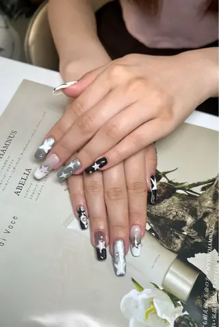 ネイル コウ ヨウのネイルデザイン